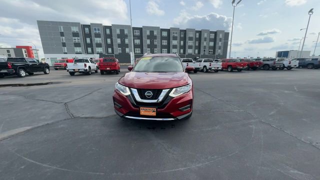 Used 2020 Nissan Rogue SV FWD image 3