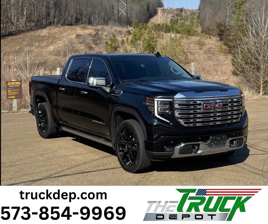 Used 2023 GMC Sierra 1500 Denali image 1