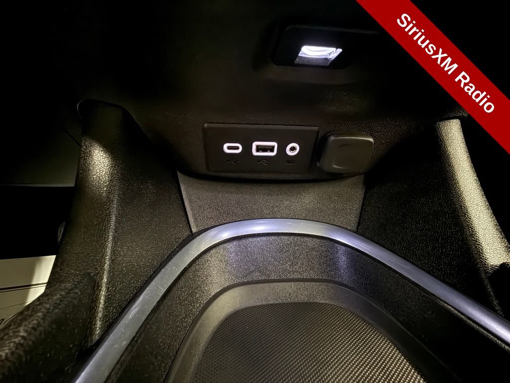 Used 2021 Chevrolet Malibu LT image 27