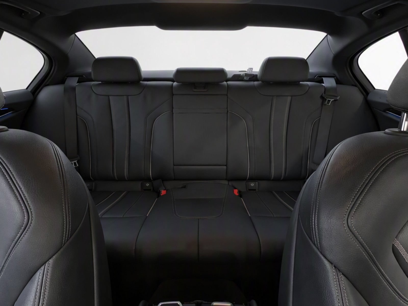 Used 2019 BMW 540i w/ Premium Package RWD image 17