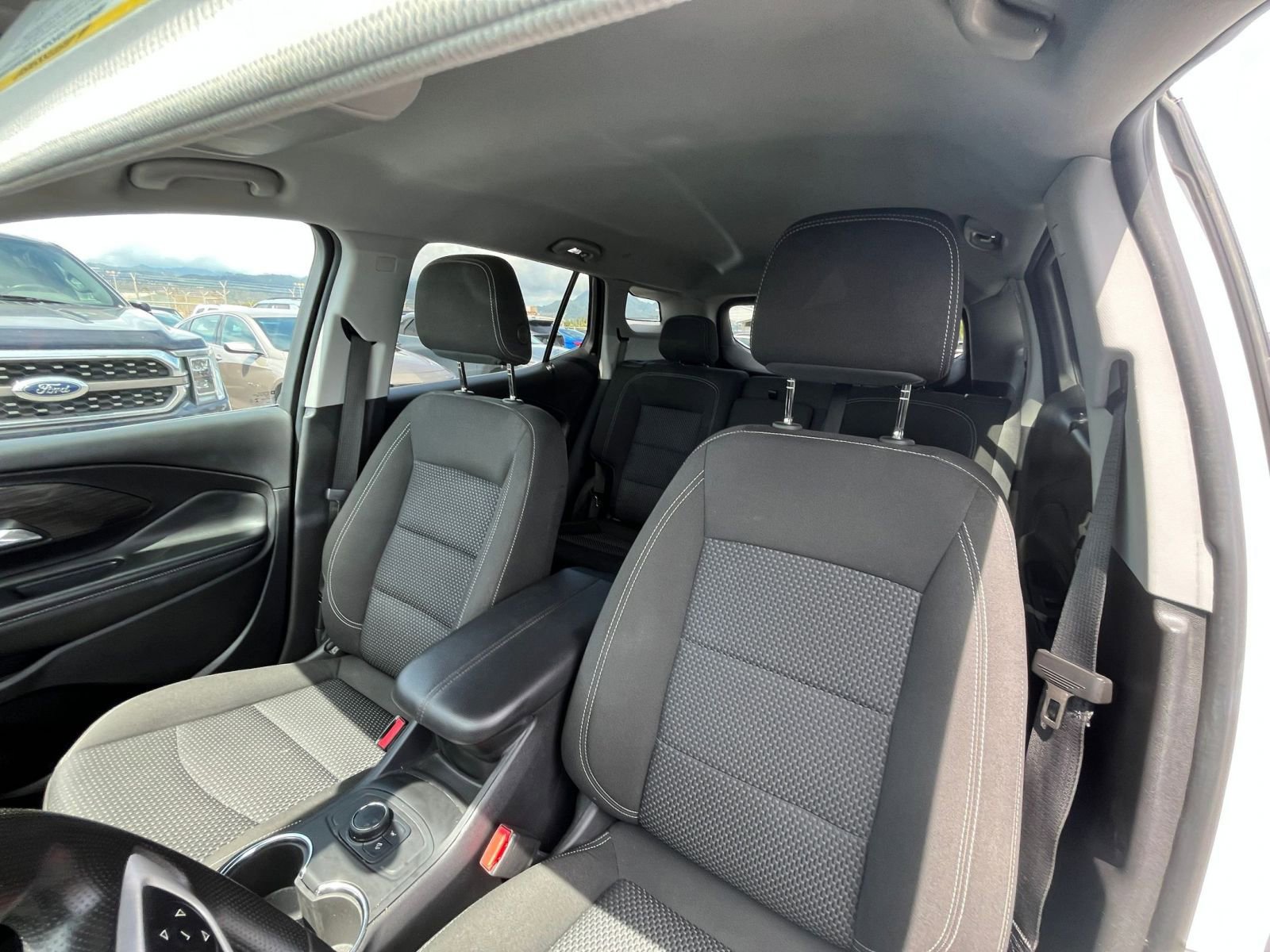 Used 2024 GMC Terrain SLE FWD image 36