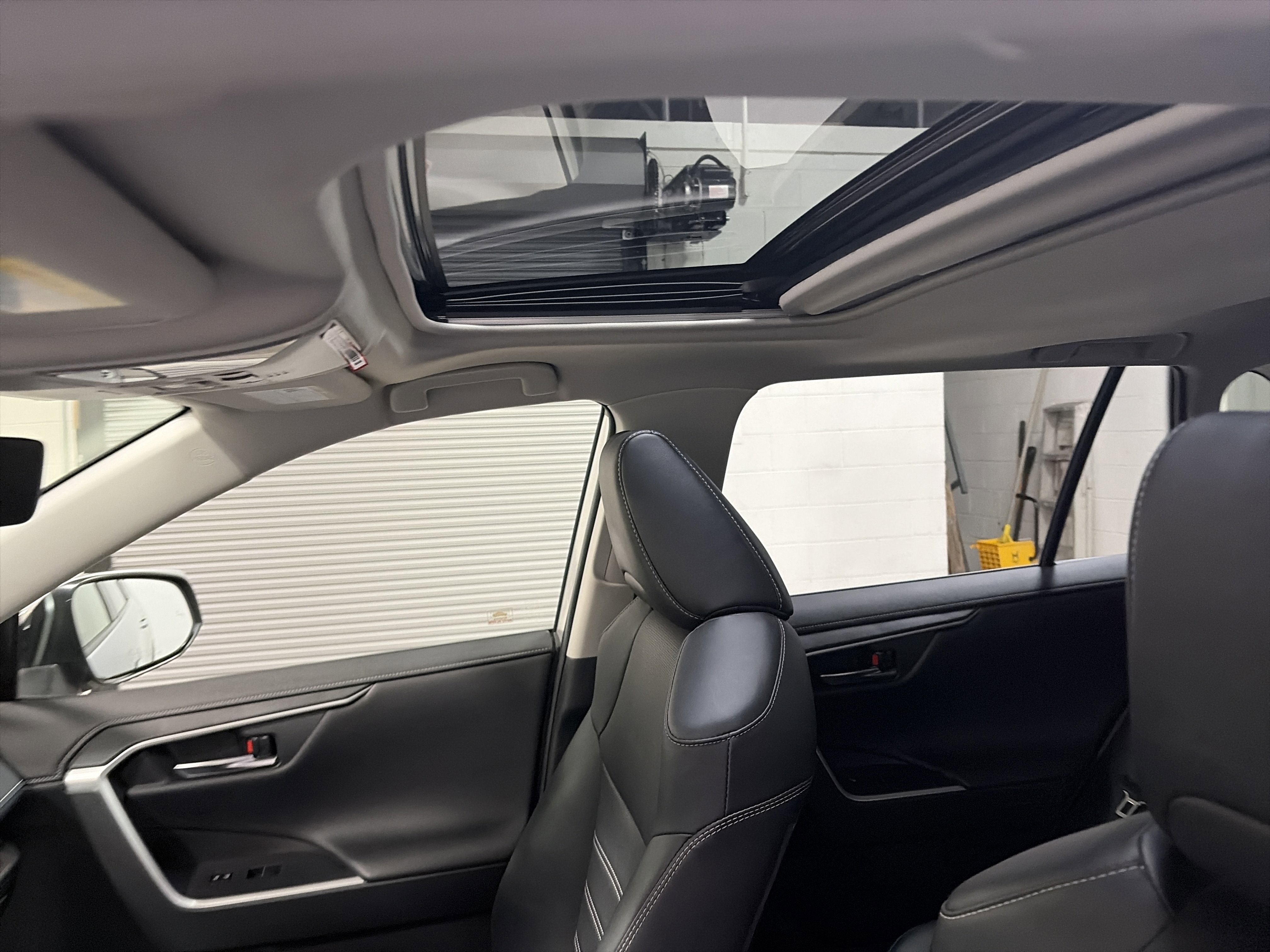 Used 2021 Toyota RAV4 Limited w/ Limited Grade Weather Package image 12