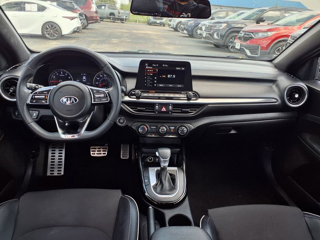 Used 2021 Kia Forte GT-Line FWD image 3