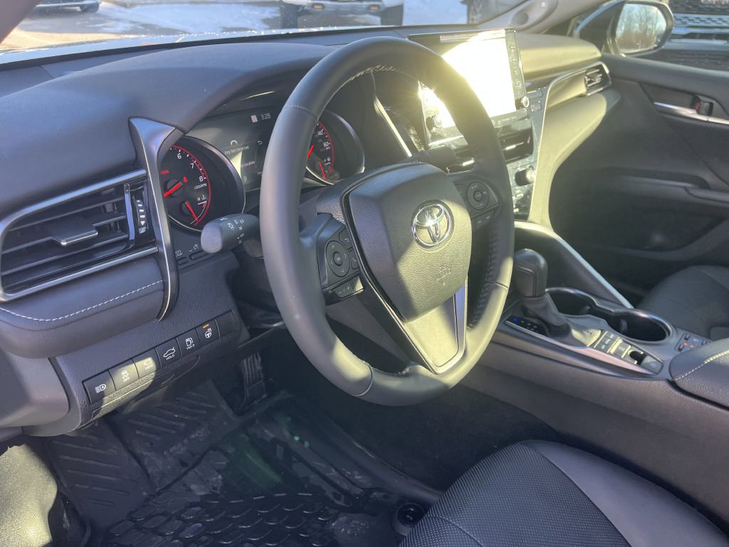 Used 2024 Toyota Camry XSE w/ Navigation Package image 22