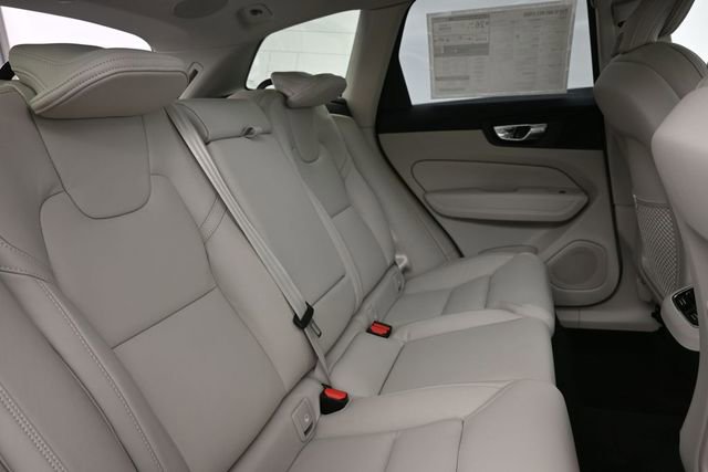 New 2026 Volvo XC60 B5 Ultra w/ Climate Package AWD/4WD image 35