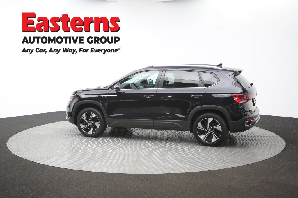 Used 2024 Volkswagen Taos SE AWD/4WD image 60
