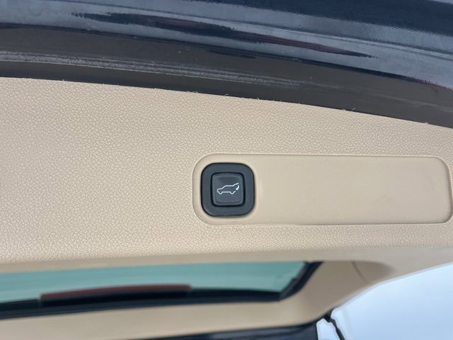 Used 2009 Chevrolet Suburban LTZ image 44