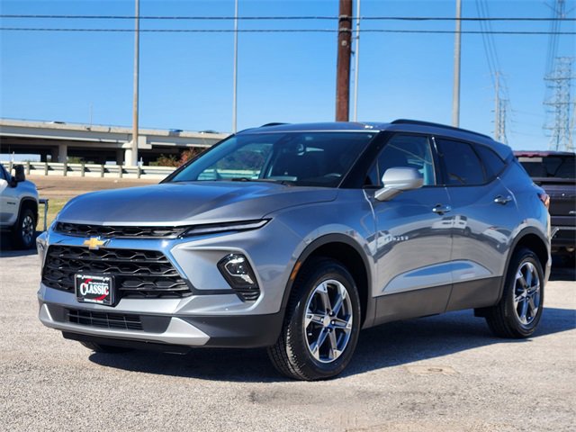 Used 2024 Chevrolet Blazer LT w/ Convenience Package image 3