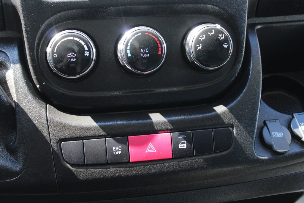 Used 2019 RAM ProMaster 1500 image 17