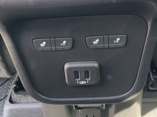 Used 2022 Chevrolet Equinox Premier FWD image 17