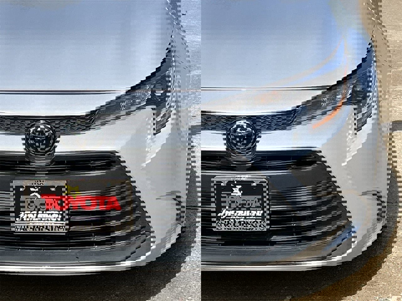 Used 2024 Toyota Corolla LE image 8