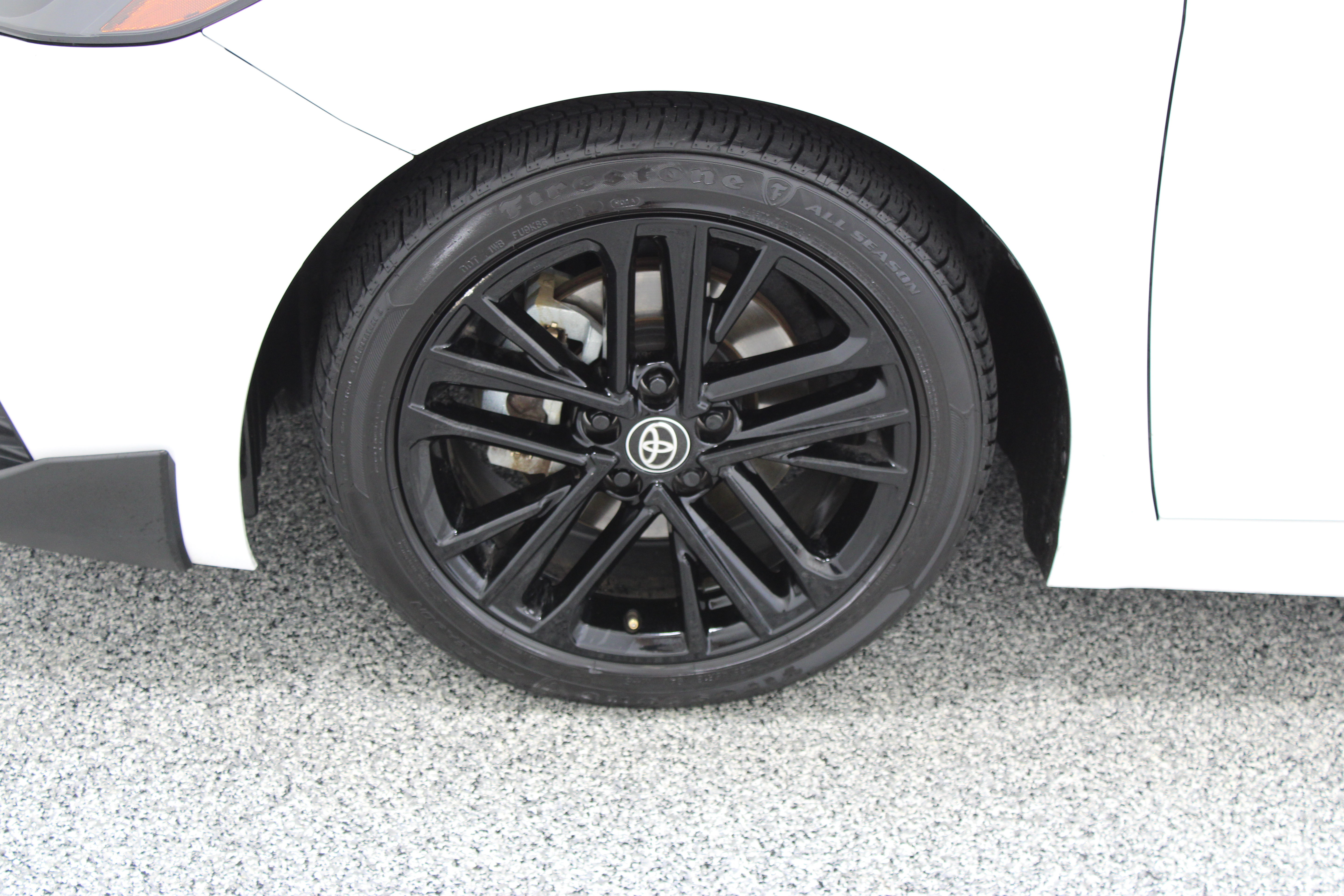Used 2025 Toyota Camry SE FWD image 11