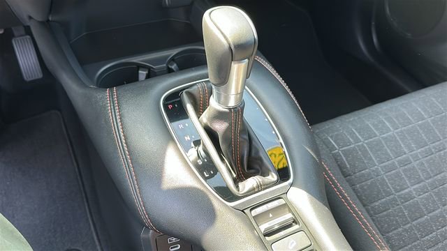 Used 2025 Honda HR-V Sport image 17