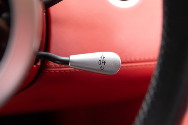 Used 2001 BMW Z8 RWD image 89