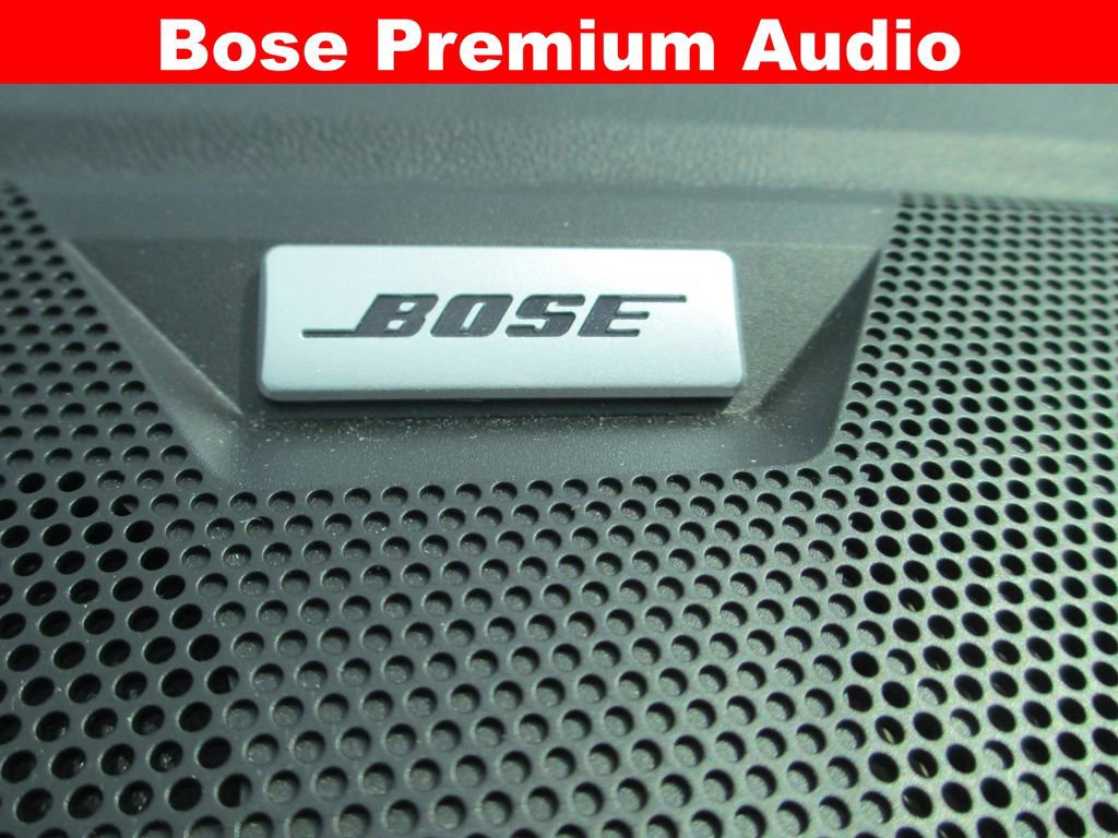 Used 2024 Chevrolet Colorado Z71 w/ Z71 Convenience Package 2 image 19