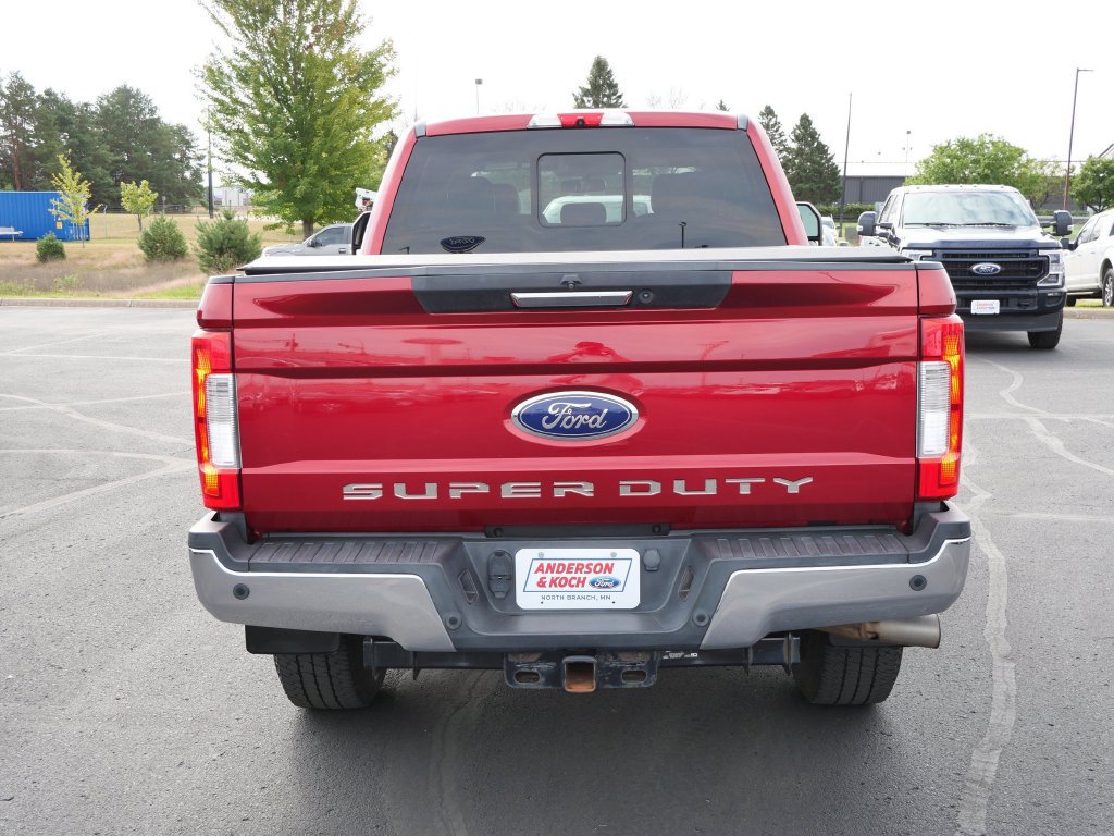Used 2018 Ford F350 Lariat w/ Lariat Value Package AWD/4WD image 6