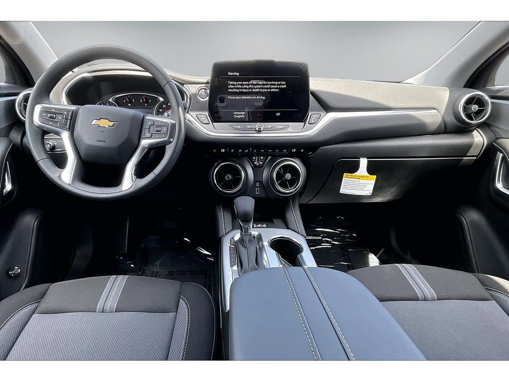 New 2026 Chevrolet Blazer LT w/ Convenience Package AWD/4WD image 5