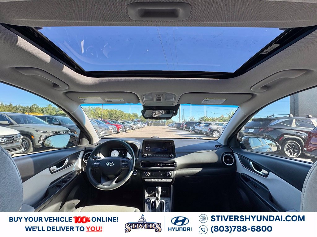 Certified 2022 Hyundai Kona Limited FWD image 3