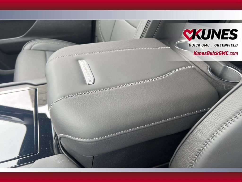 New 2026 GMC Yukon XL Denali w/ Sun & Power Step Package AWD/4WD image 29