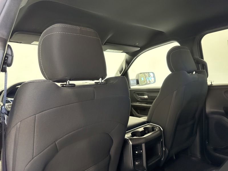 New 2026 RAM 1500 Express AWD/4WD image 12