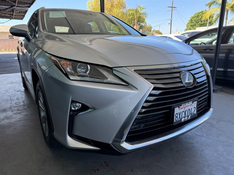 Used 2019 Lexus RX 350 FWD w/ Accessory Package image 8
