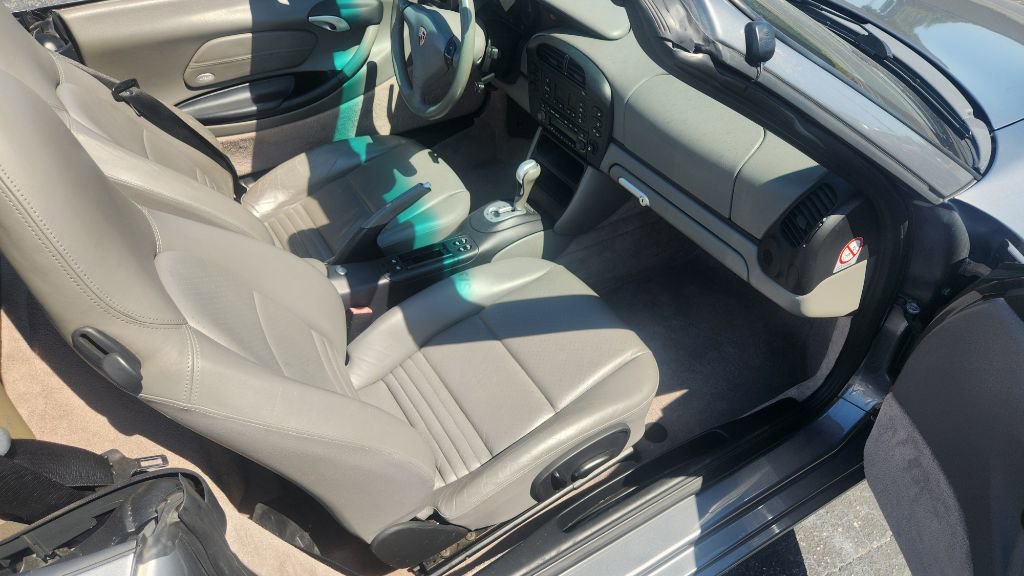 Used 2003 Porsche Boxster RWD image 14