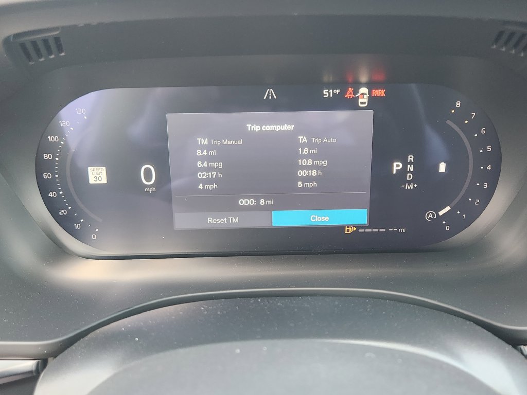 New 2026 Volvo XC60 B5 Plus w/ Protection Package Premier AWD/4WD image 7