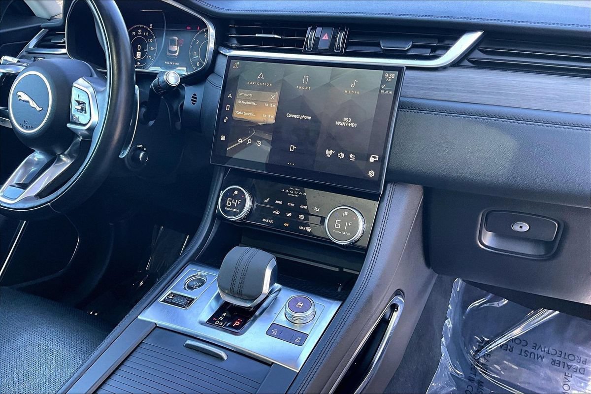 Used 2021 Jaguar F-PACE S AWD/4WD image 29
