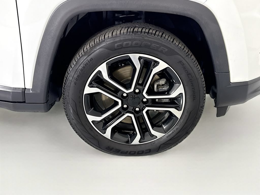 Used 2023 Jeep Compass Limited AWD/4WD image 32