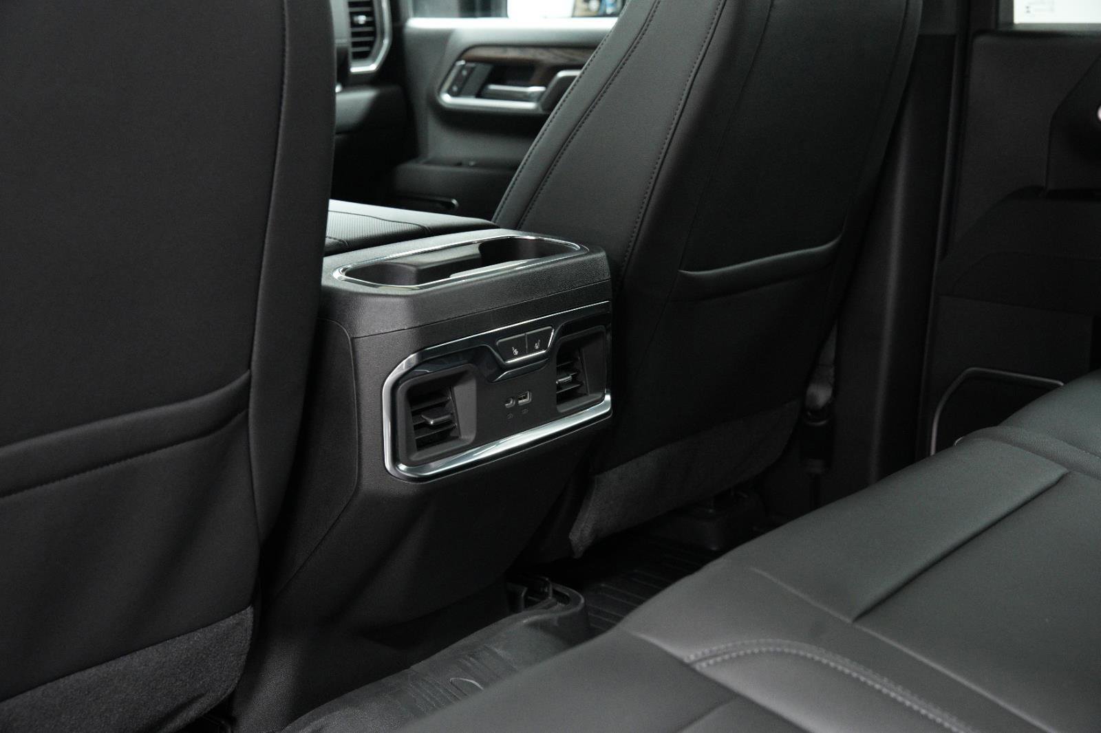 New 2025 GMC Sierra 2500 SLT w/ SLT Premium Package image 22