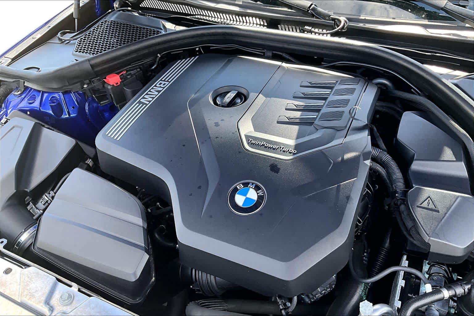 Used 2024 BMW 330i Sedan w/ M Sport Package RWD image 31