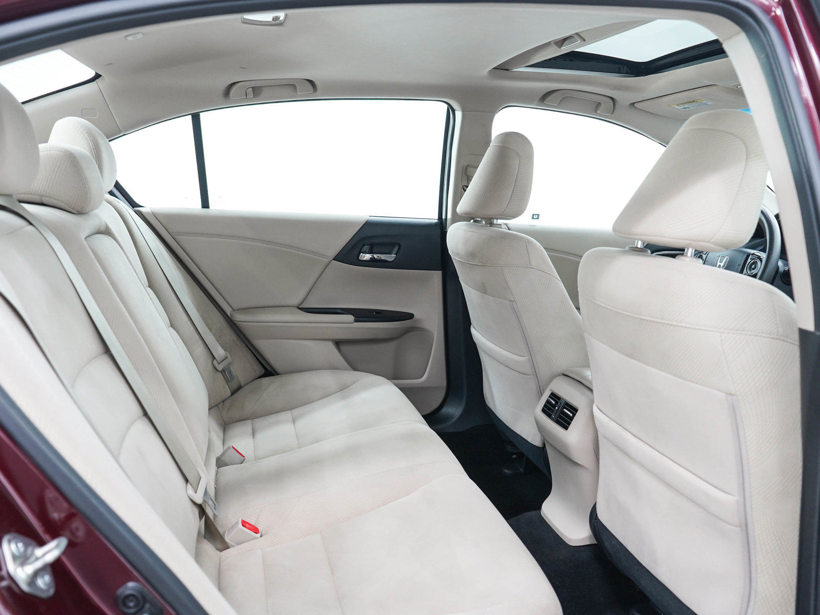 Used 2017 Honda Accord EX image 11