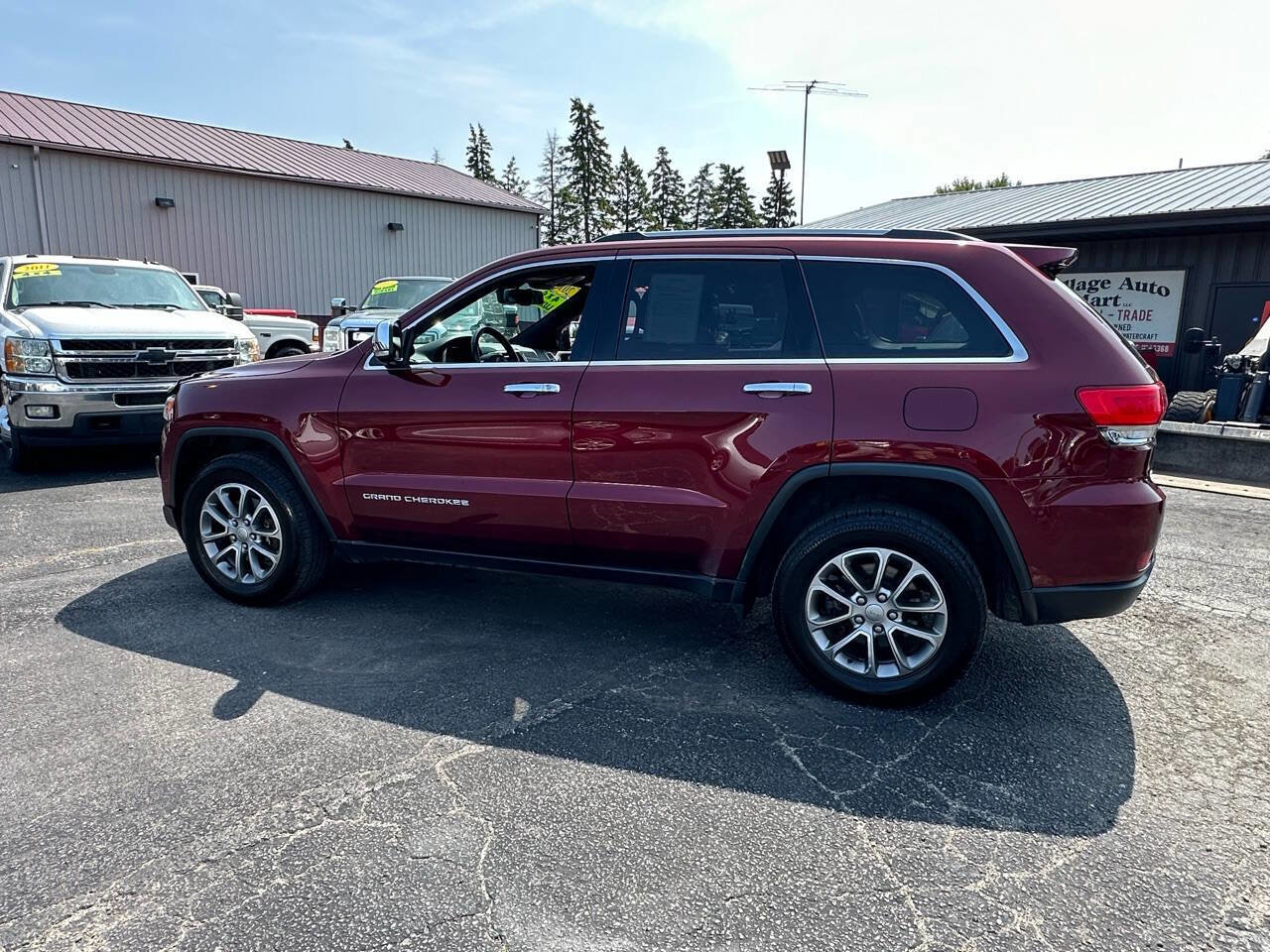 Used 2016 Jeep Grand Cherokee Limited image 2
