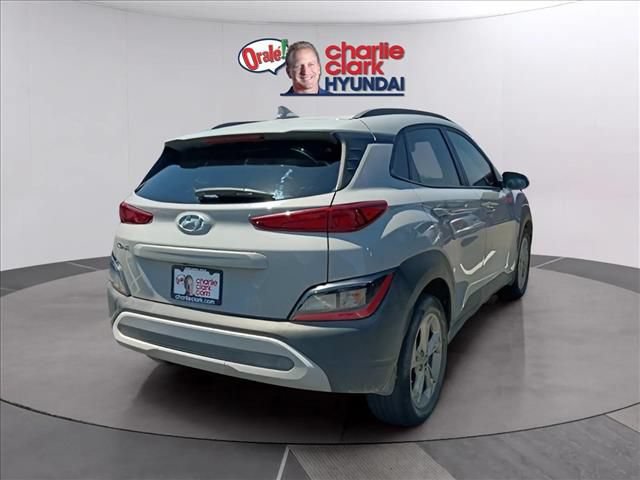 Used 2023 Hyundai Kona SEL w/ Cargo Package FWD image 4