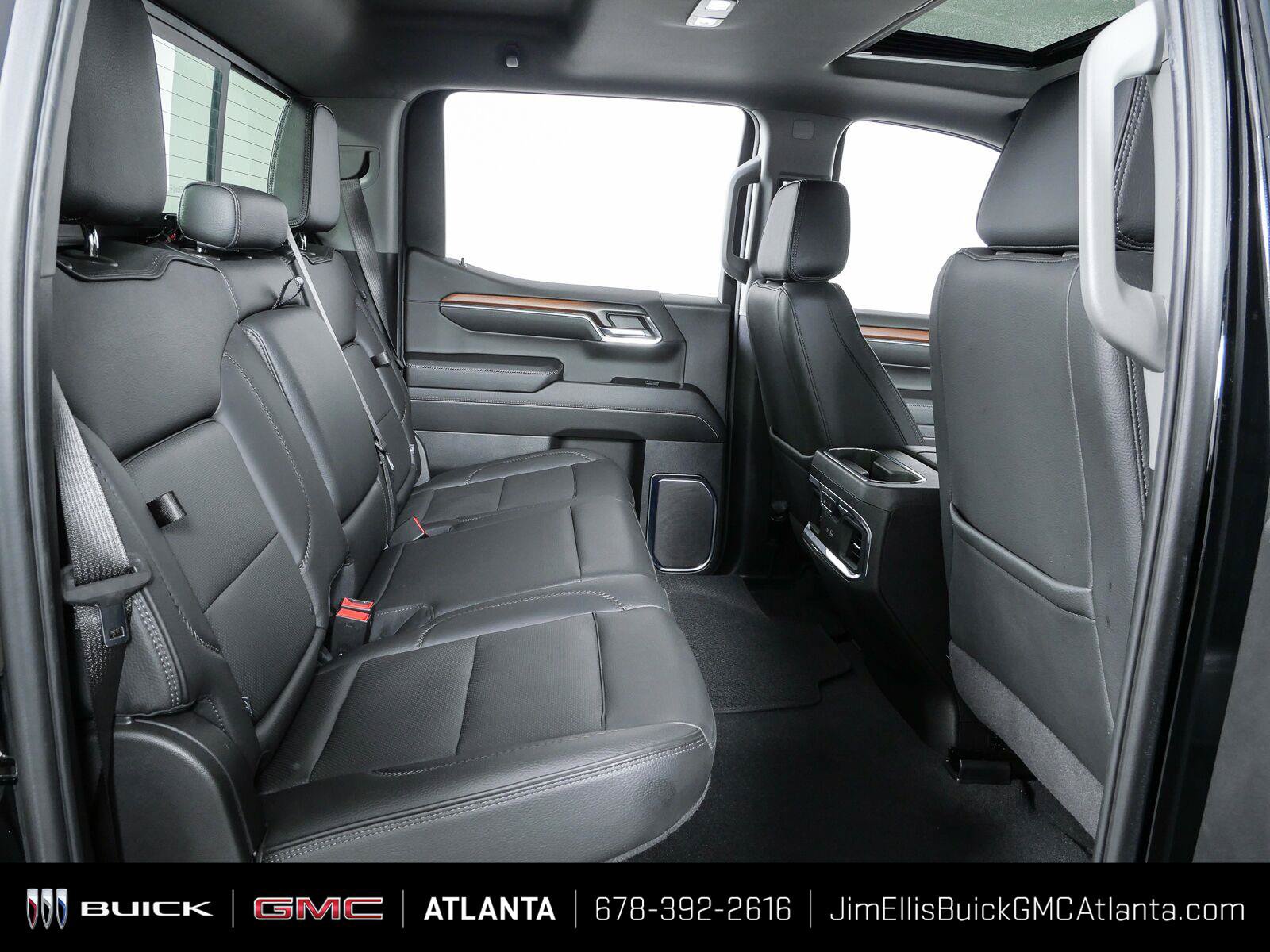 Used 2024 GMC Sierra 1500 Denali AWD/4WD image 26