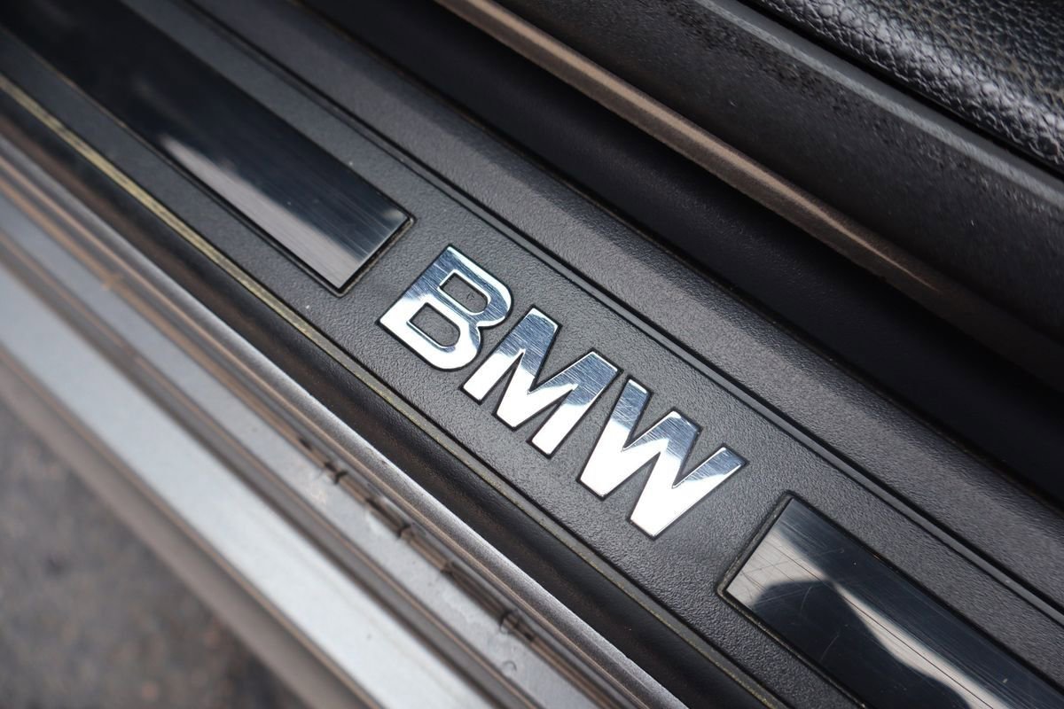 Used 2010 BMW 135i Convertible image 21