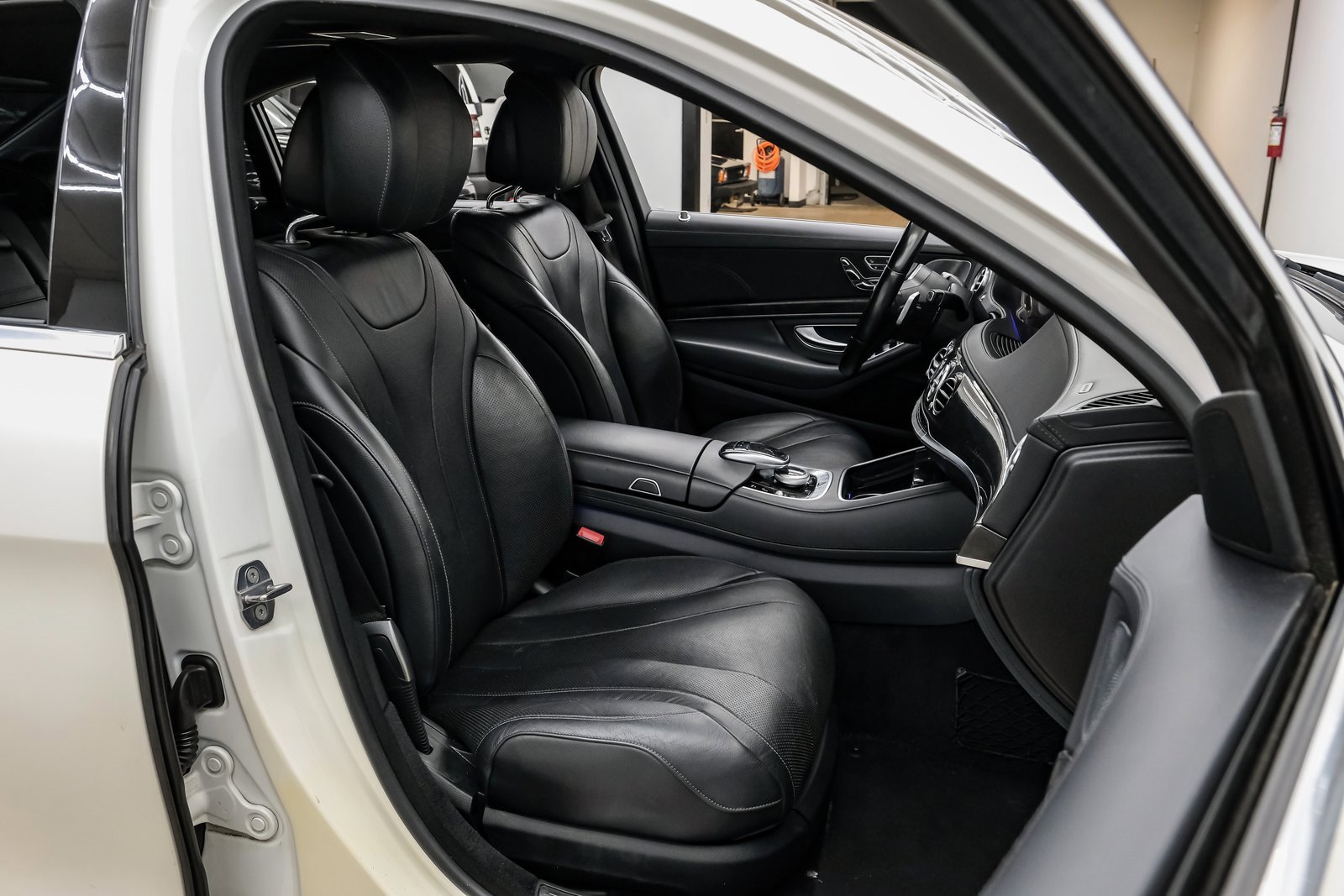 Used 2019 Mercedes-Benz S 450 Sedan image 47