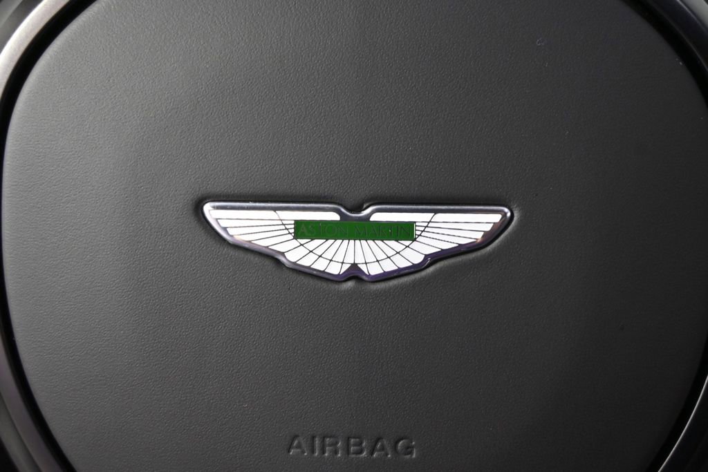 Used 2023 Aston Martin V8 Vantage Roadster RWD image 41