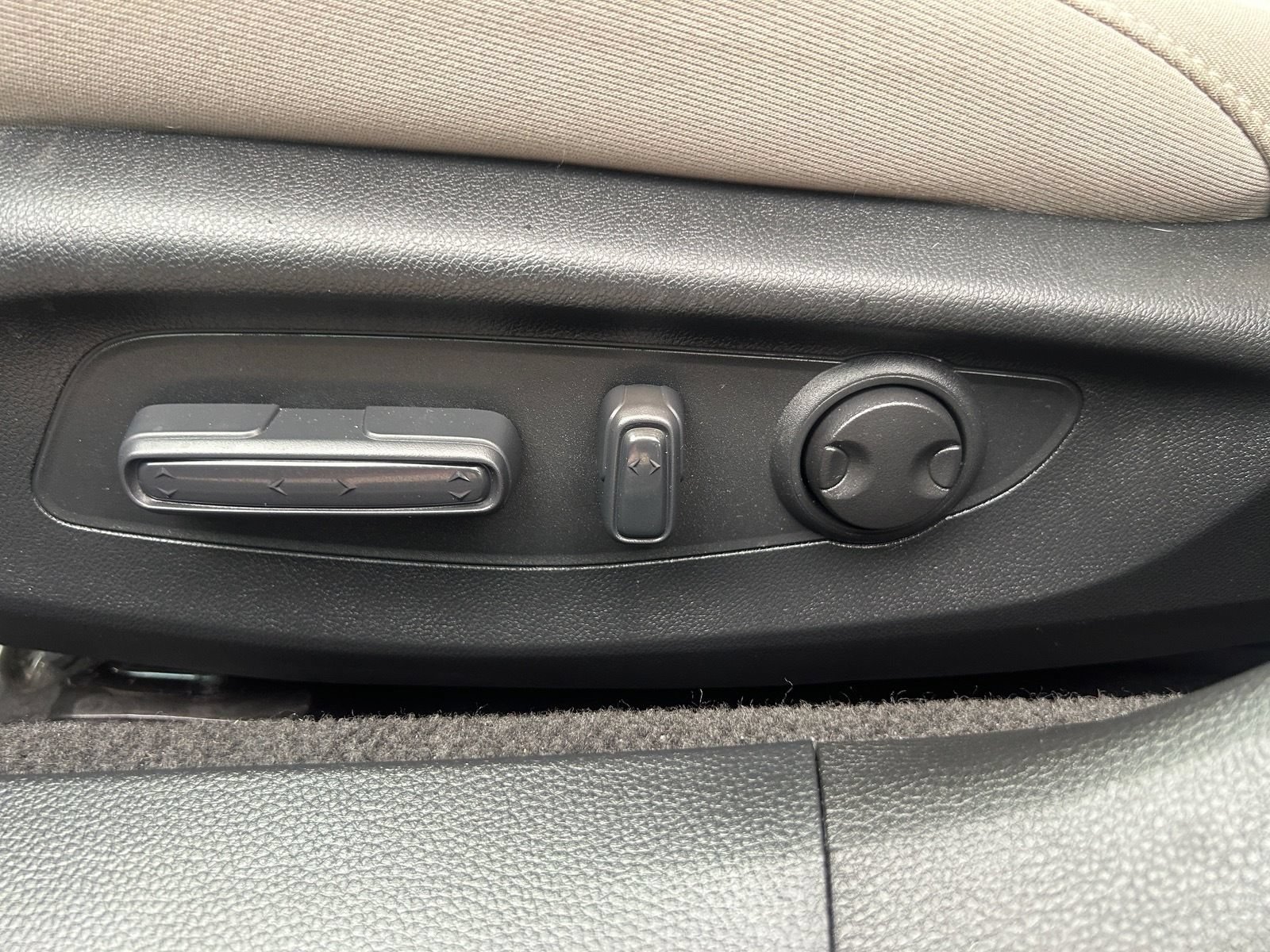 Certified 2024 Honda Accord EX image 19