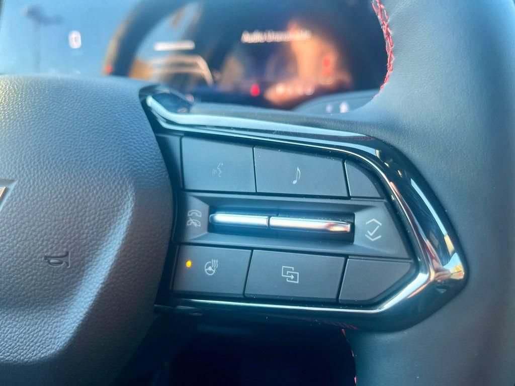 New 2025 Chevrolet Equinox EV RS w/ Active Safety Package 3 AWD/4WD image 16