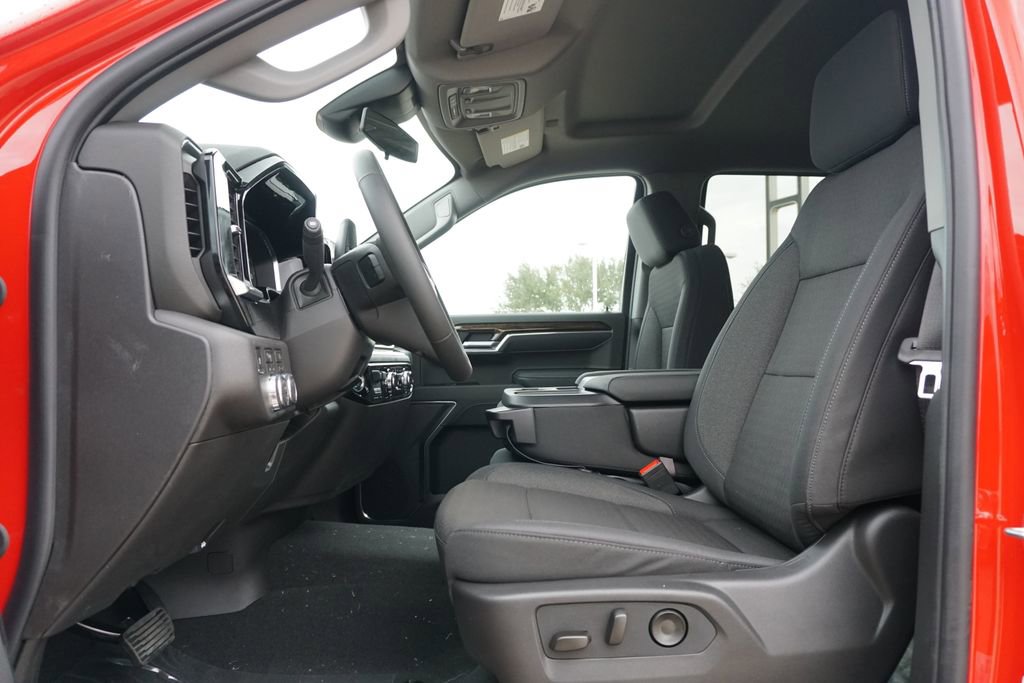 New 2026 GMC Sierra 1500 SLE image 16