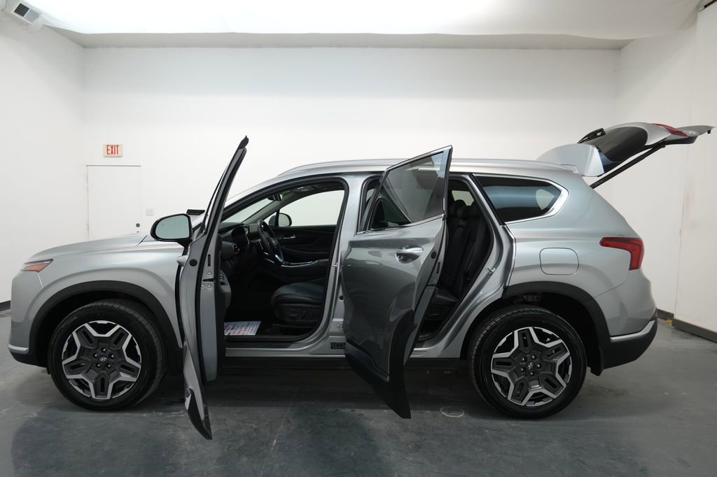 Used 2023 Hyundai Santa Fe Limited w/ Cargo Package image 33