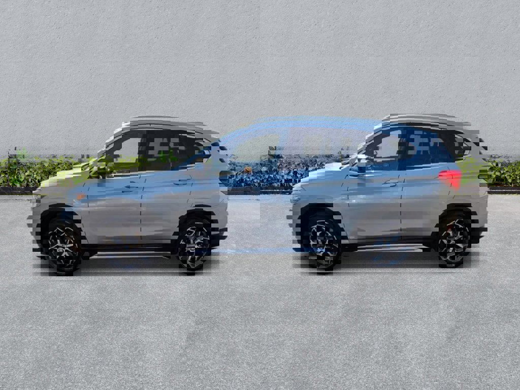 Used 2019 BMW X1 xDrive28i w/ Convenience Package image 9