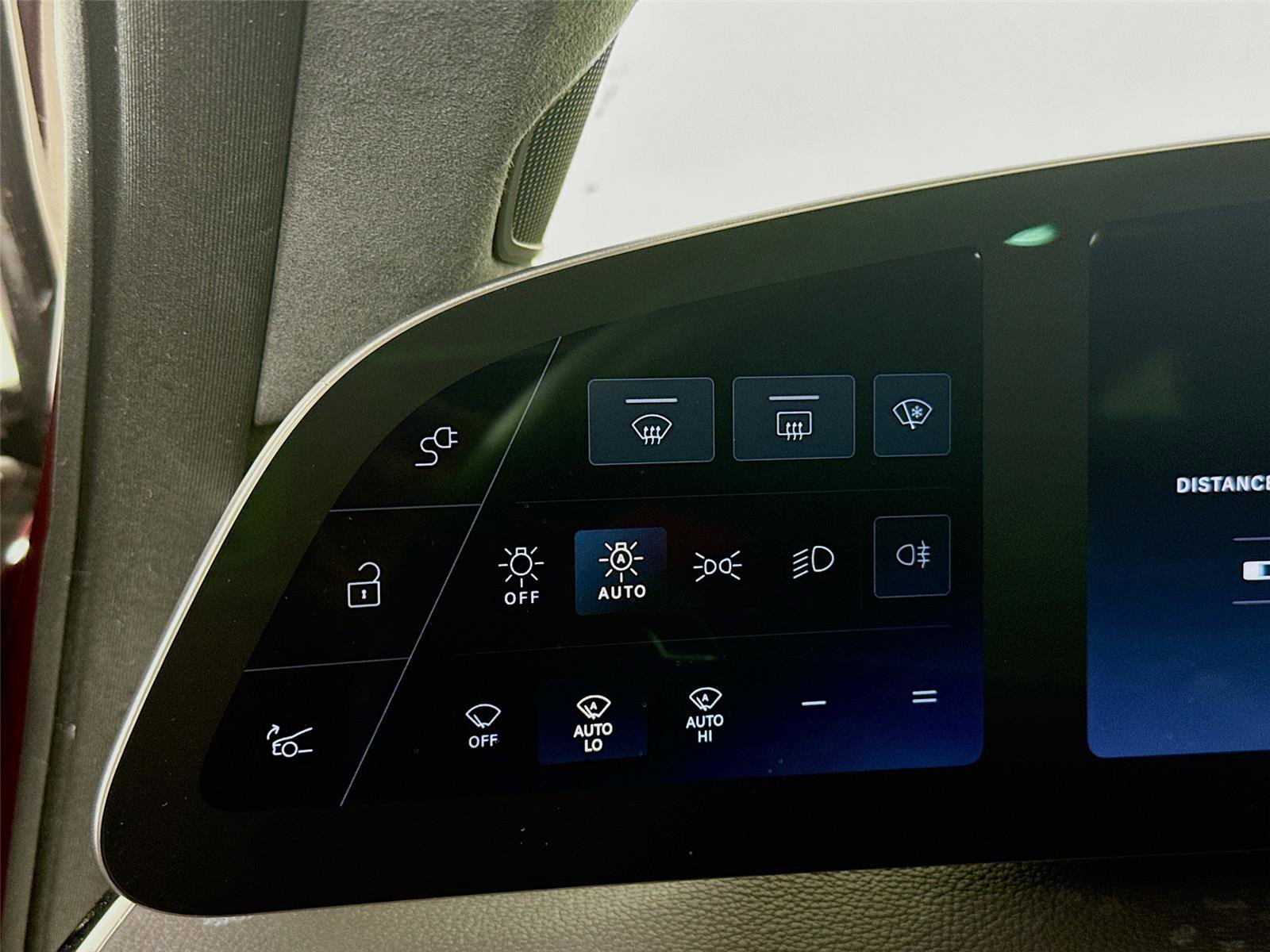 Used 2024 Lucid Air Touring image 9