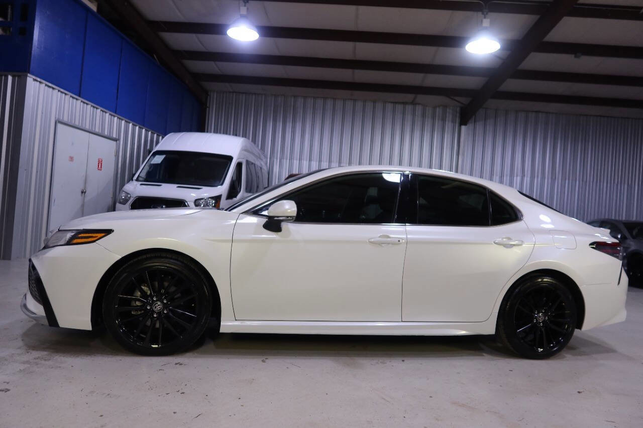 Used 2023 Toyota Camry XSE w/ Navigation Package image 1