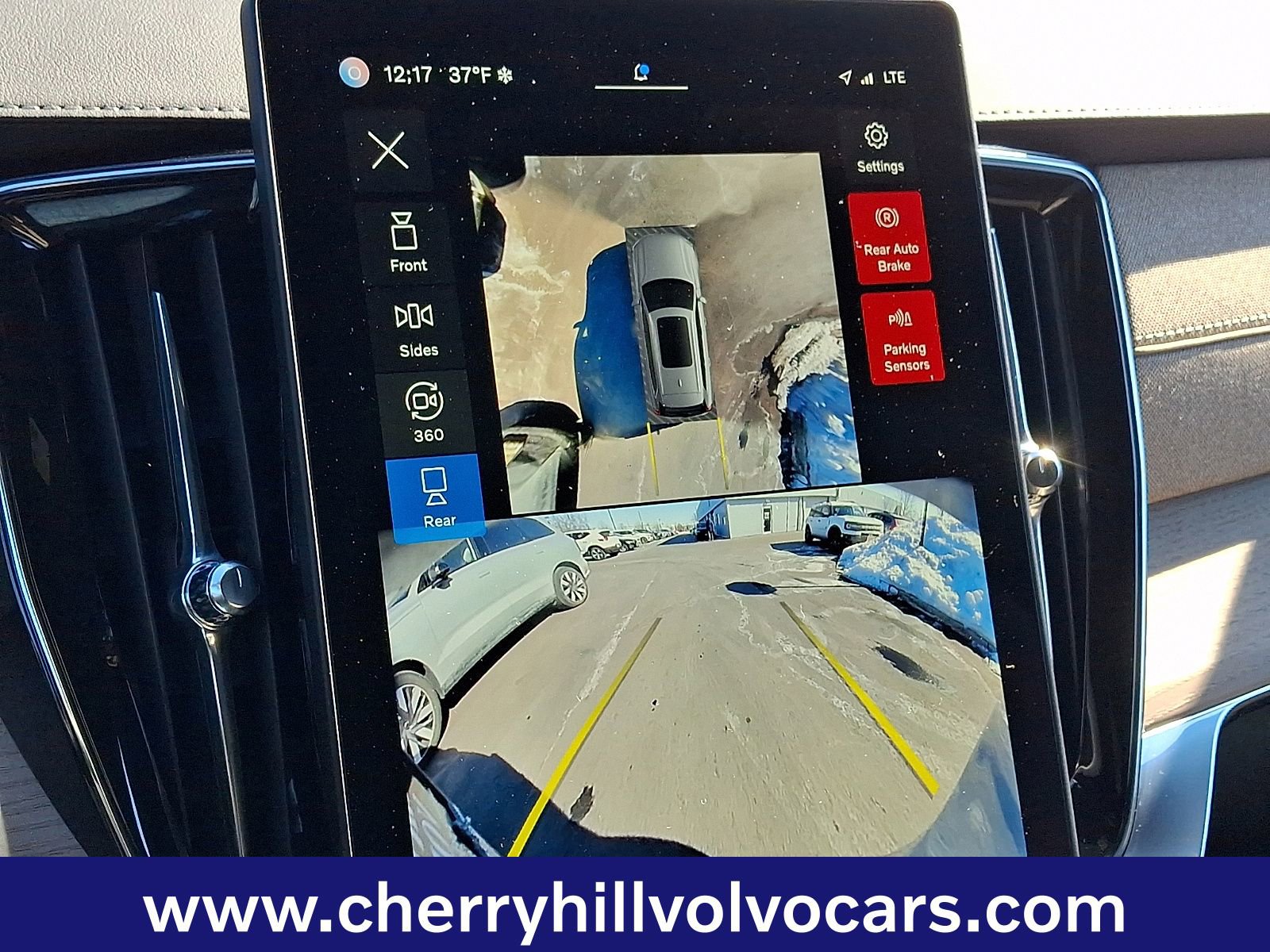 Certified 2025 Volvo XC90 B5 Plus image 19