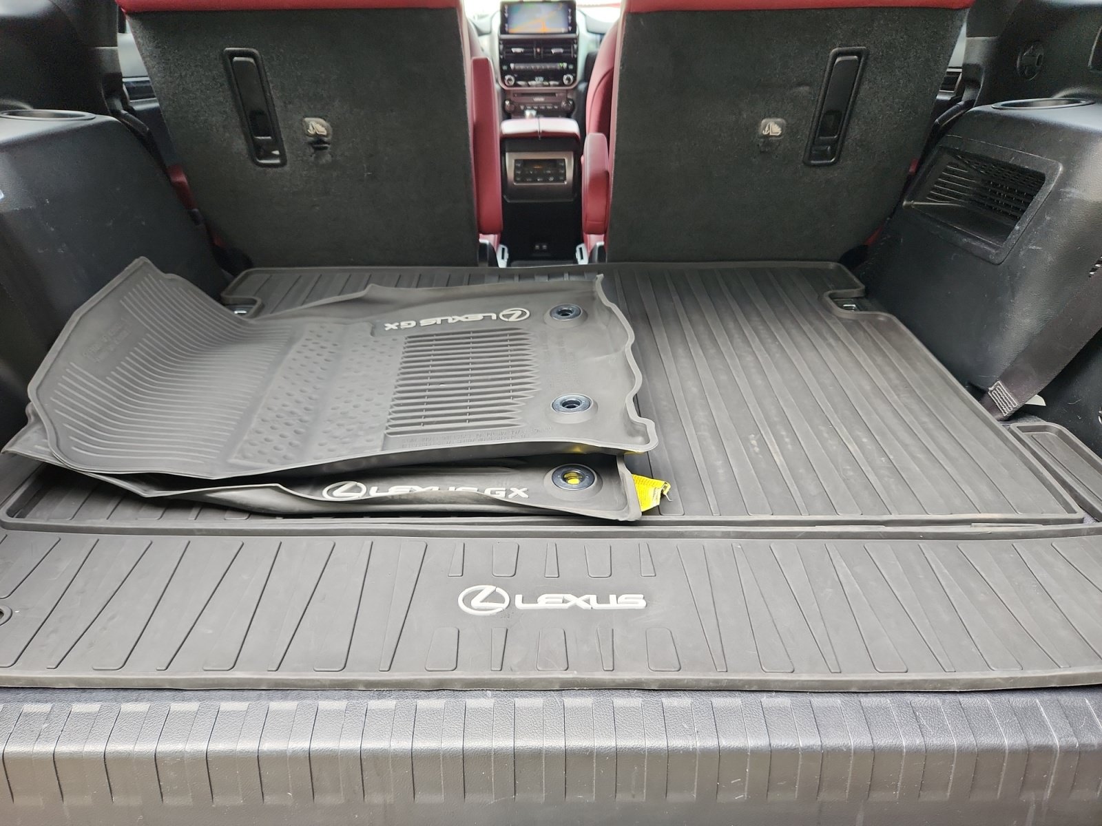 Used 2022 Lexus GX 460 Premium w/ Accessory Package AWD/4WD image 23
