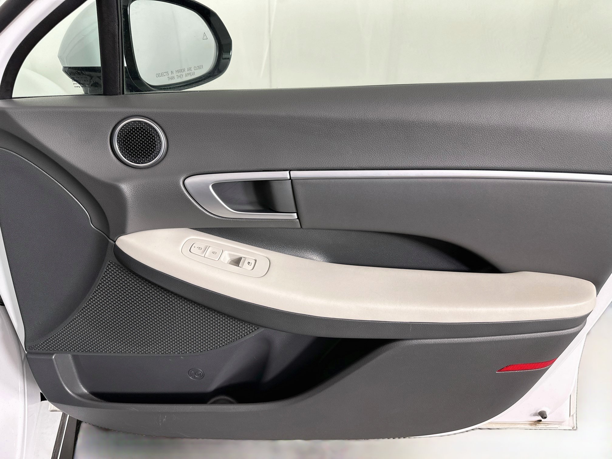 Used 2025 Hyundai Sonata SEL FWD image 30