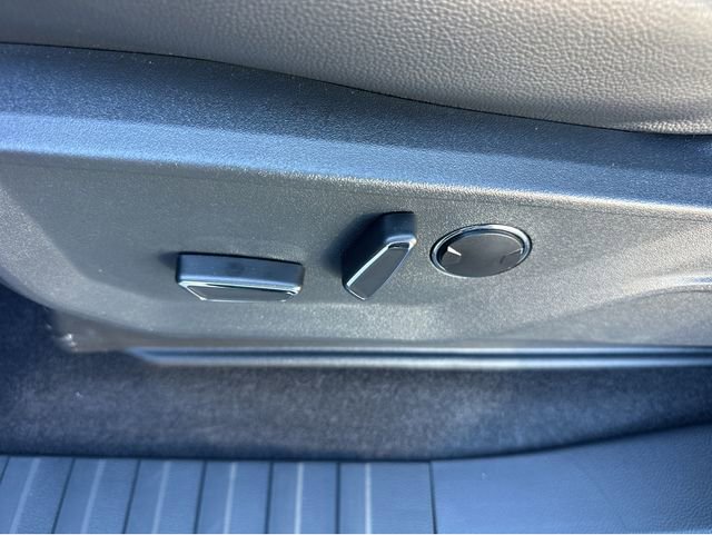 Used 2026 Ford F150 Lariat w/ Equipment Group 502A High image 37