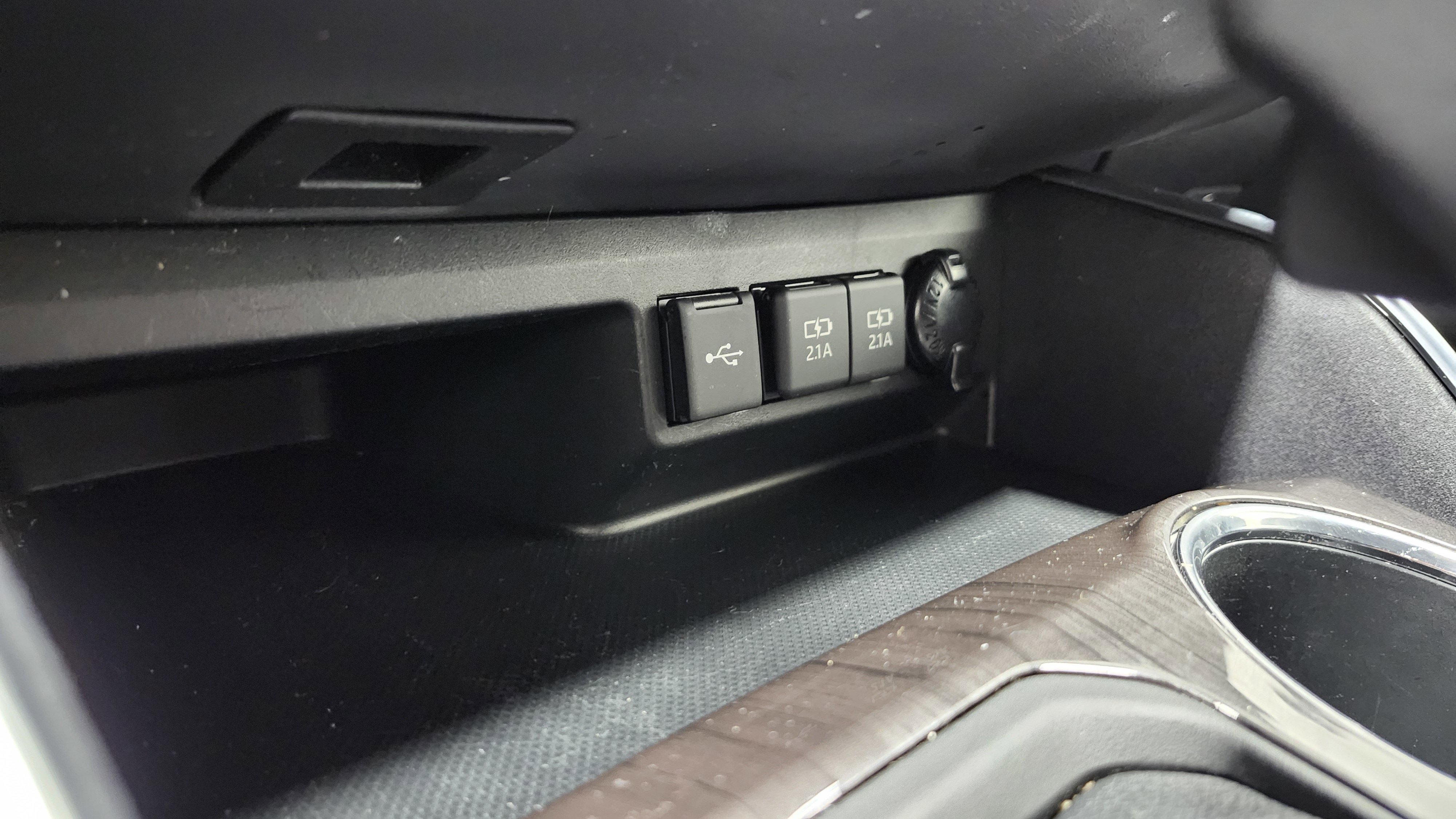 Used 2021 Toyota Highlander Platinum image 11